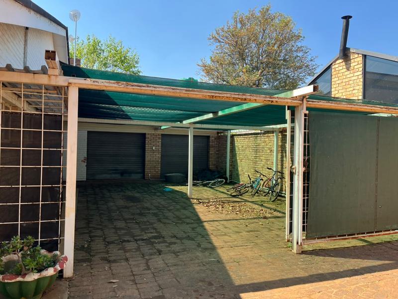 6 Bedroom Property for Sale in Koster North West
